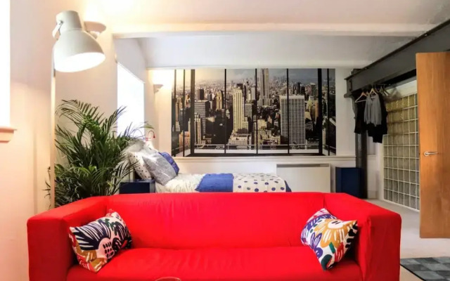 The Old Whisky Bond Studio Apartment