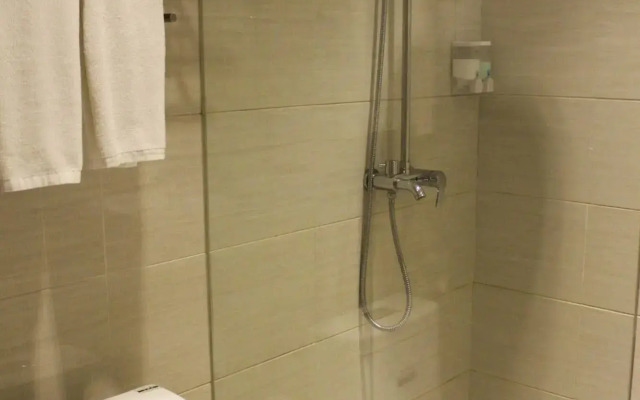 Yingshang Hotel Huangpu Branch