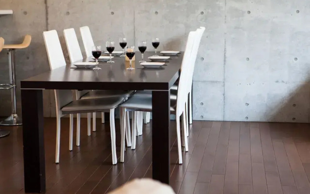 Full Circle Apartments