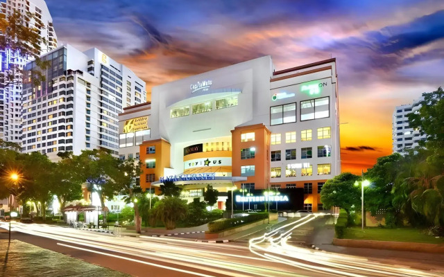 Wangs Hotel Gurney Drive