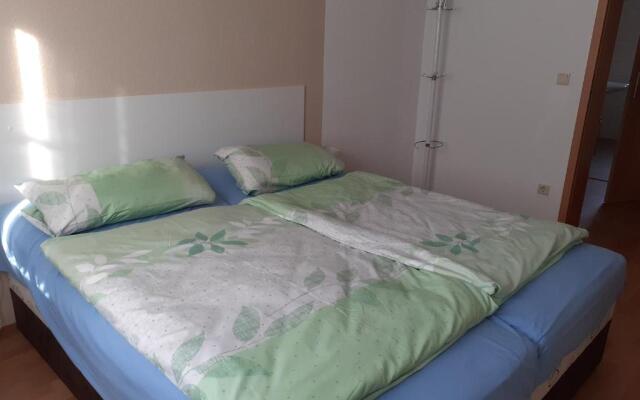 Ferienwohnung - August-Bebel-Str. 19