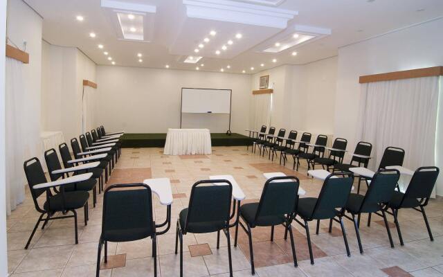 Center Flat - Hotel e Eventos