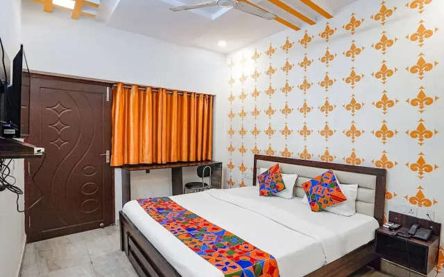 Shree Karuna by OYO Rooms