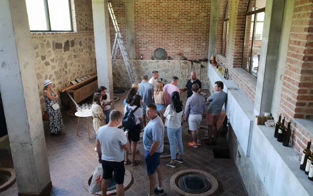 Отел Babaneuris Marani