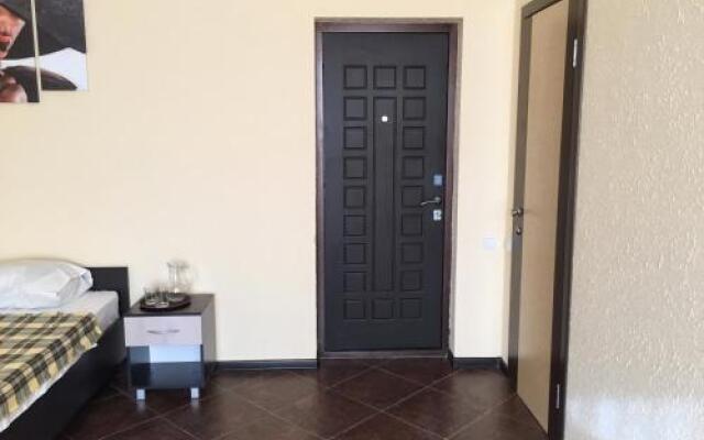 Guest house on Razdelnaya 17