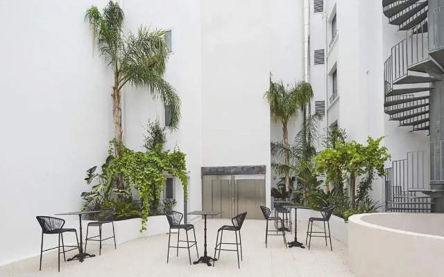 Dali Hôtel - Restaurant