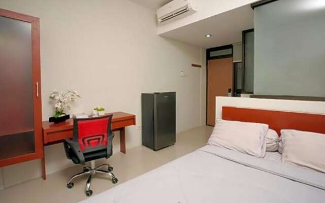 D'Paragon Sumber Solo