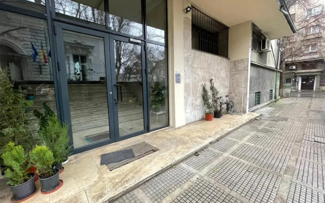 Bucharest Central Studio 2