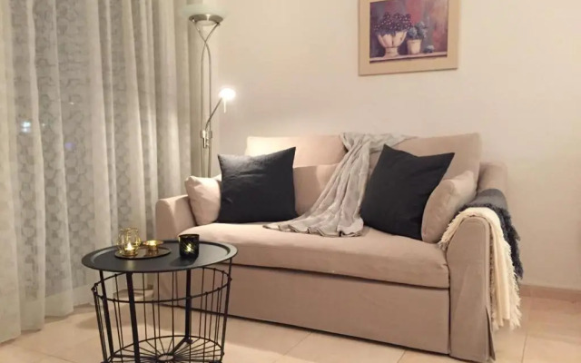 Estudio en 1ª Línea en Santa Clara