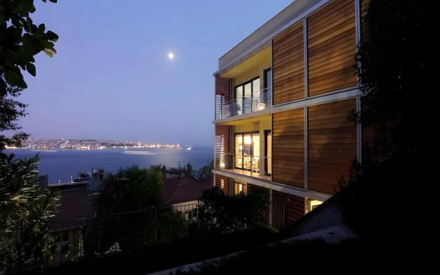 Deris Bosphorus Lodge