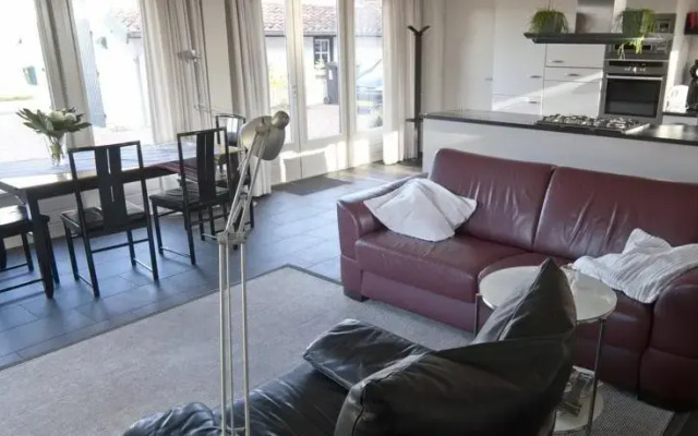 Holiday House Hurpeschzegel