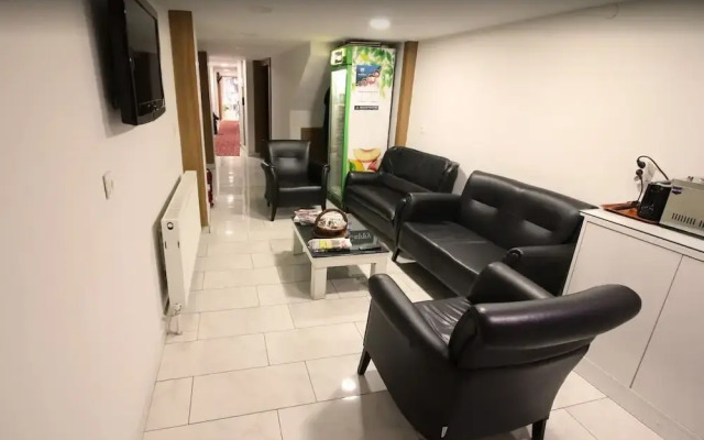 Hotel Altug