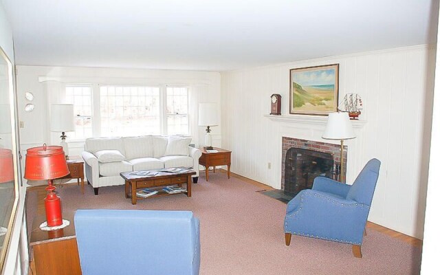 28 Capri Lane - Two Bedroom House