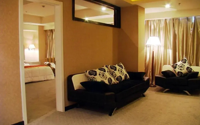 Yongli Holiday Hotel
