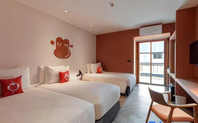 Blu Monkey Hub & Hotel Bangsaen