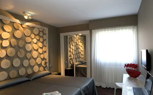 Hotel Salbatoreh