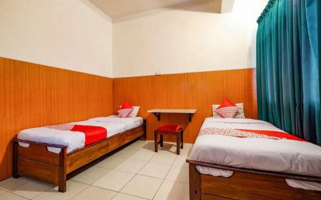 OYO 2855 Sartika Hotel Pati