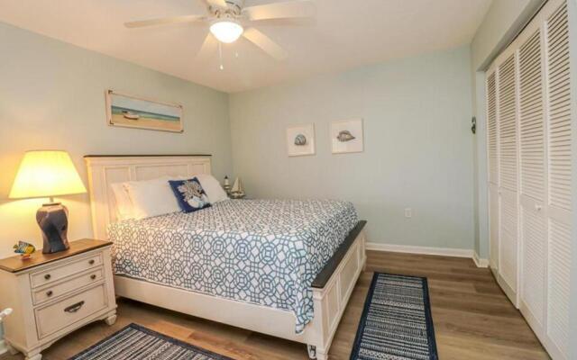 Ocean Village Club K15