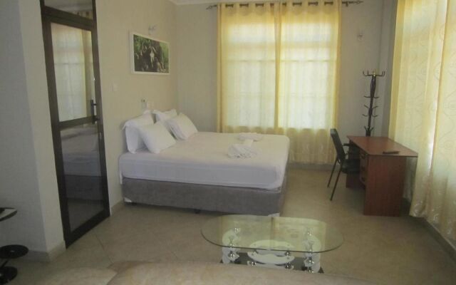 FQ Hotel