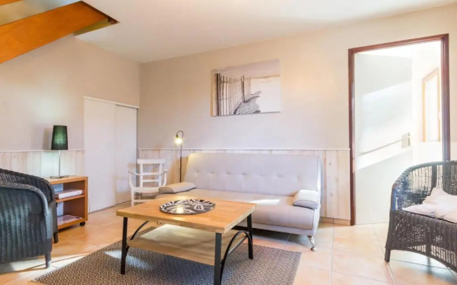 Gîte Port-Saint-Père, 4 pièces, 8 personnes - FR-1-306-1028