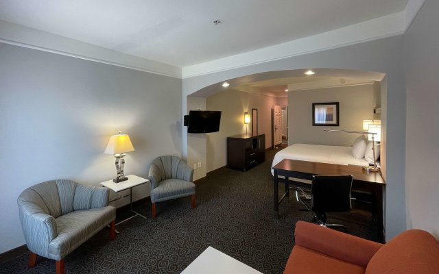 La Quinta Inn & Suites by Wyndham Houston West at Clay Road