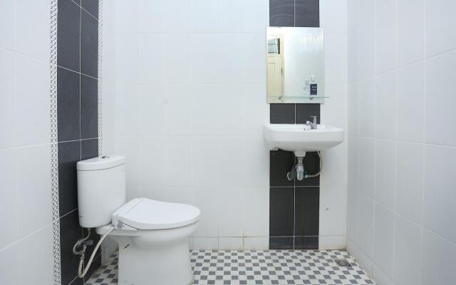 OYO 2268 Tim-tim Homestay SyariahNearUniversitas Gadjah Mada