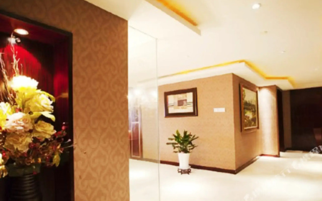 Zhejiang Jiaxing Pujing Hotel