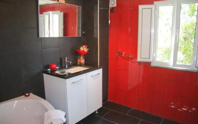 Serra da Estrela Seven Rooms Suite Villa In s