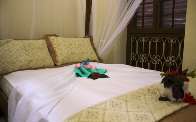 The Island Town Hotel - Adults Only