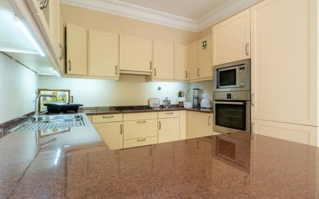 Scenic Apartment - Palheiro Village