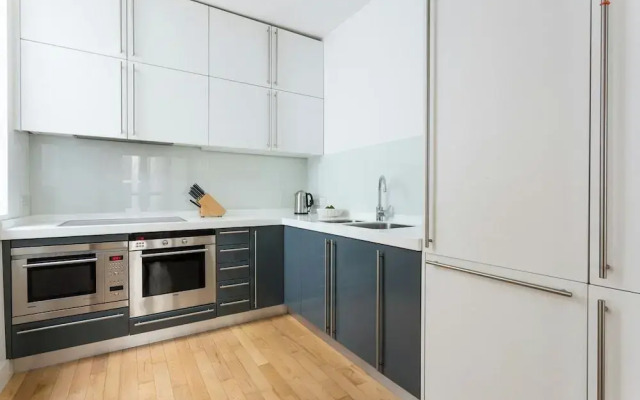 Sussex Gardens III by Onefinestay