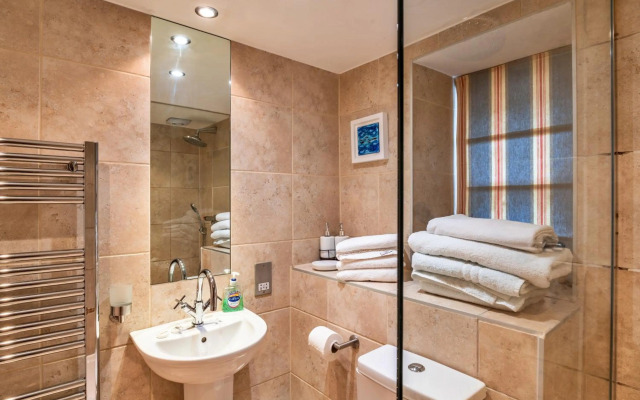 Ocean Lookout - Luxury Woolacombe Beach Apartment with Sea Views