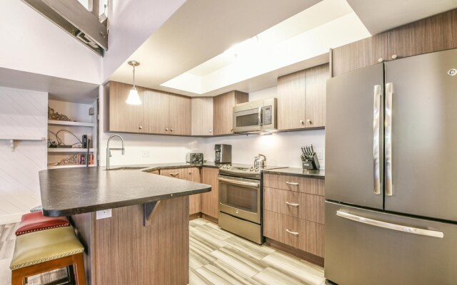 Wild Irishman 1064a by Summitcove Vacation Lodging