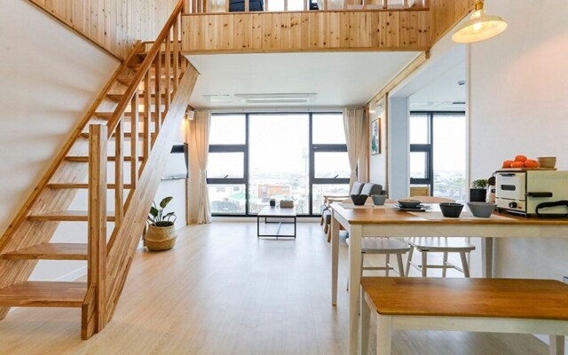 Woljeong Hill Pension