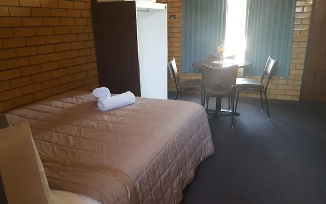 Sea Lake Motel
