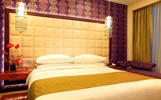 The Metropolitan Hotel and Spa New Delhi