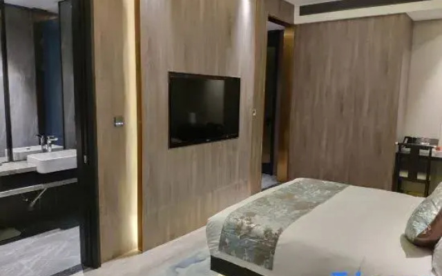 Puyan Hotel