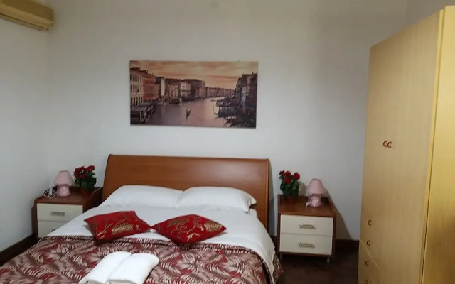 Venice Star House