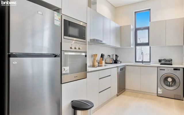 bnbmehomes-2BR near BLVD City & KAFD-16