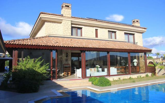 Teddy Alaçatı Hotel