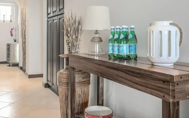 Elegant Oceanview Condo with Spacious Open-Concept Floor Plan and Inviting Beach Design
