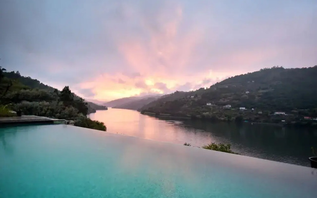 Feel Discovery Douro Cherry