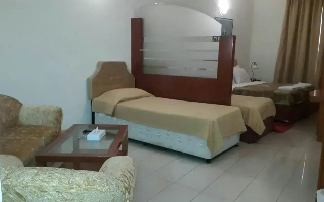 Al Raein Hotel Apartments