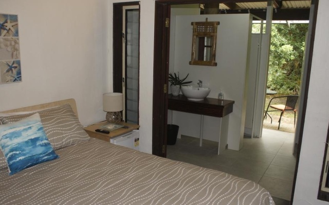 The Chantra Mission Beach B&B – Guest Rooms – Wongaling Beach