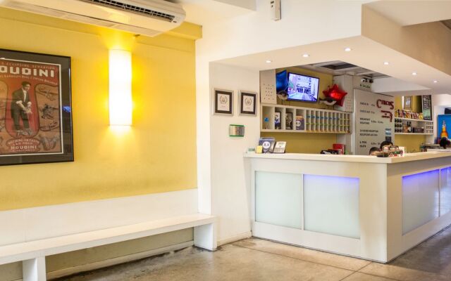 Circus Hotel & Hostel