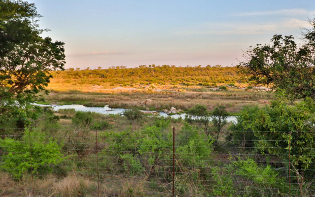 Kruger Riverside Lodge