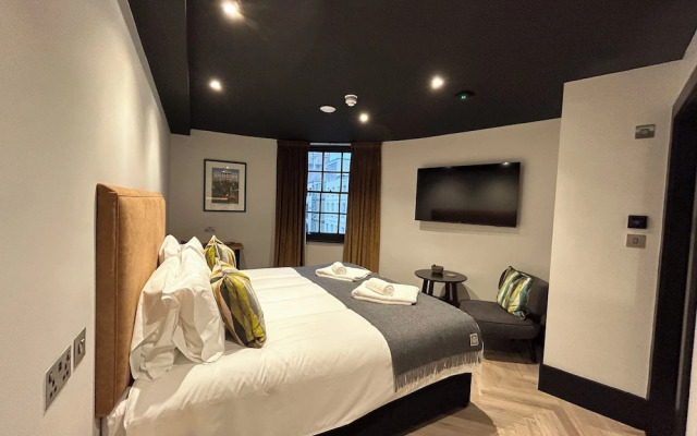 Crescent Place by Mansley