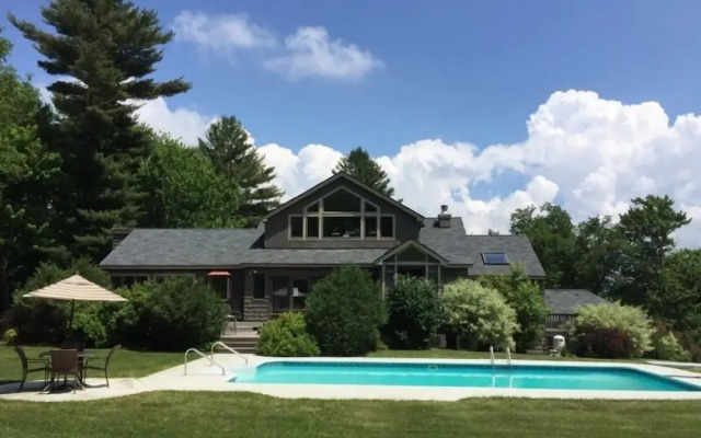 The Mountain Top Inn & Resort