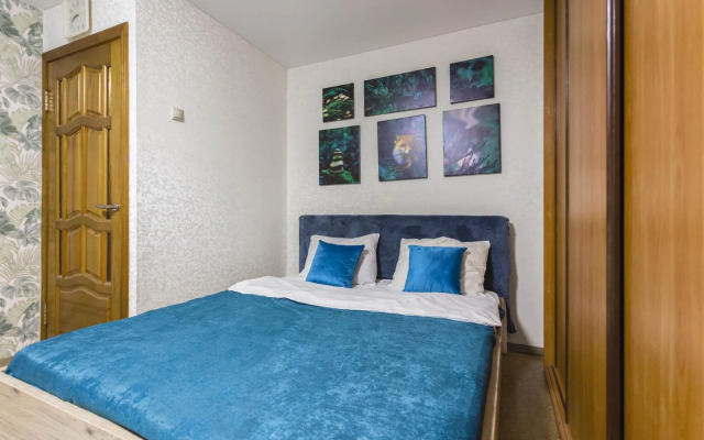 Moment House on 47 Belovezhskaya Street