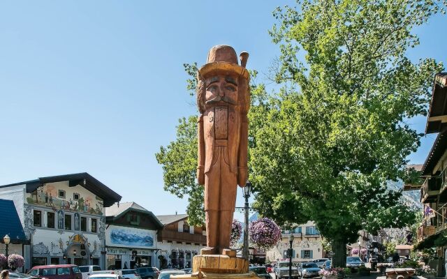 The Simple Life Cabin Apartment 2